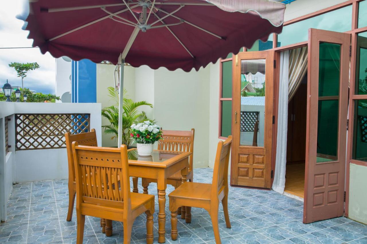 Ten Mile Hotel Yangon Exterior foto